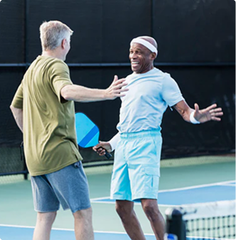 APL player with a custom pickleball paddle